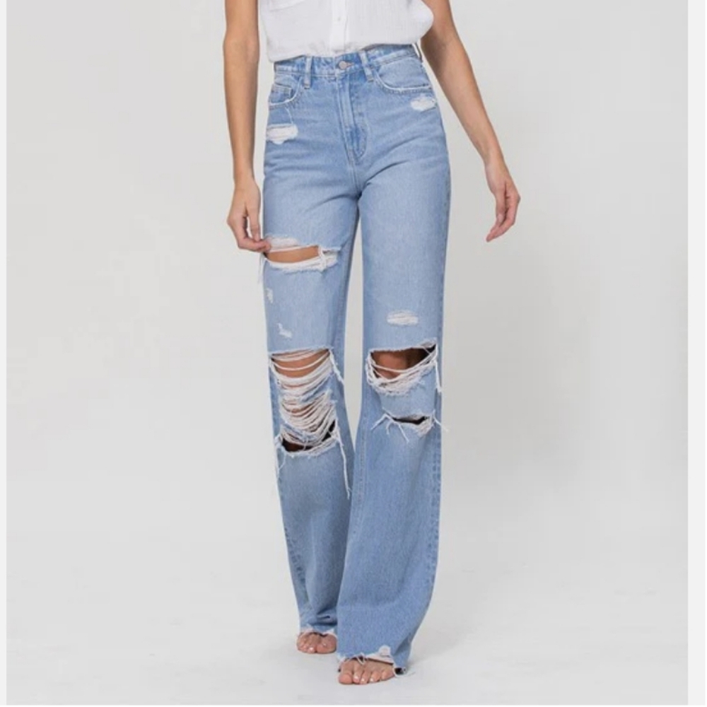 Distressed Wide Leg Jeans